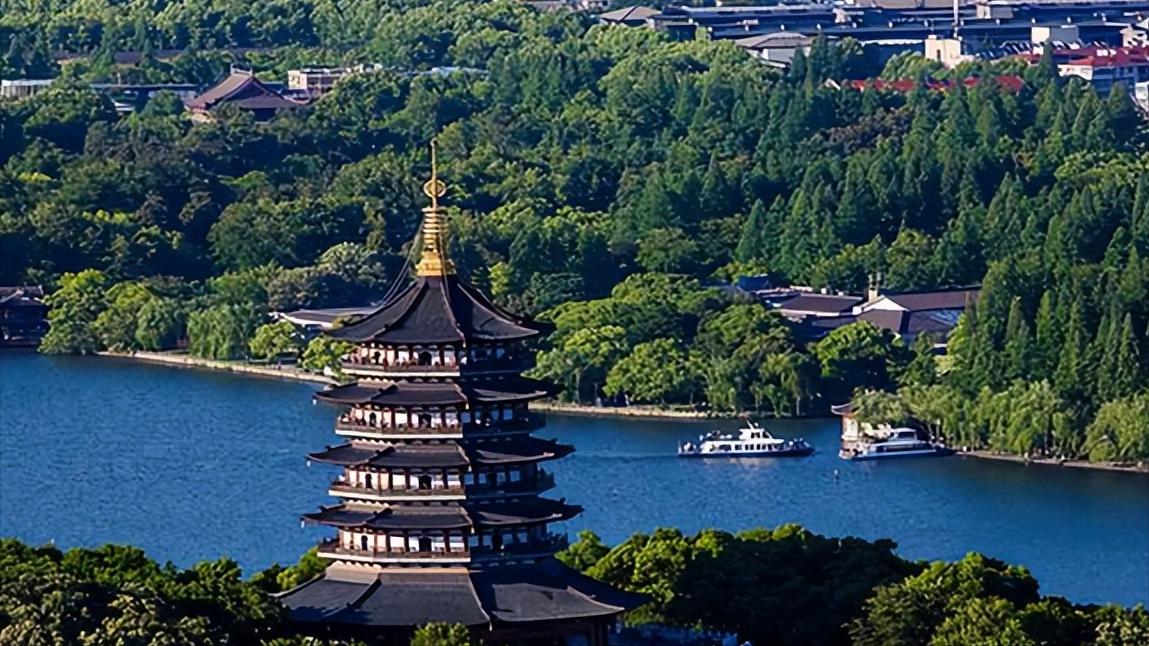一山二塔三岛三堤五湖分别指什么,杭州西湖的一山二塔三岛