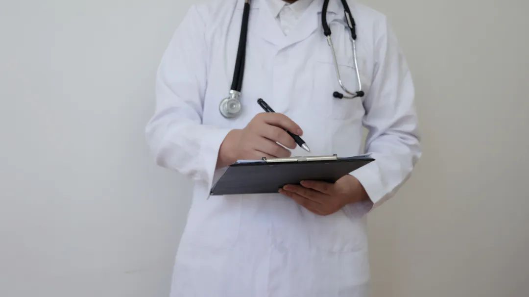 发生胸痛怎么办,如何预防胸闷胸痛胸堵