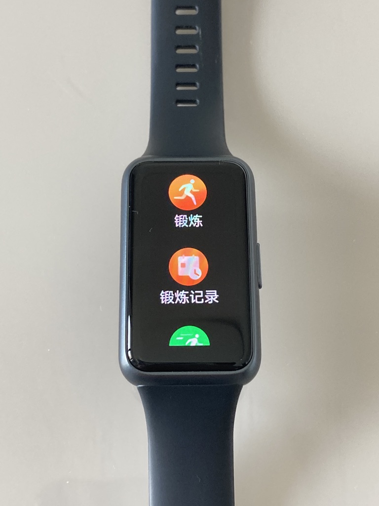 华为手环和applewatch差距有多大,applewatch7和华为6手环