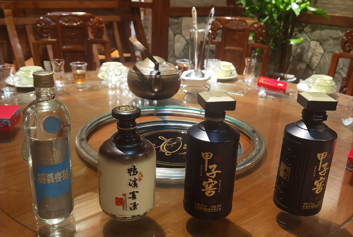 高粱酿酒一斤高粱能出多少酒,1千斤高粱能酿多少酒