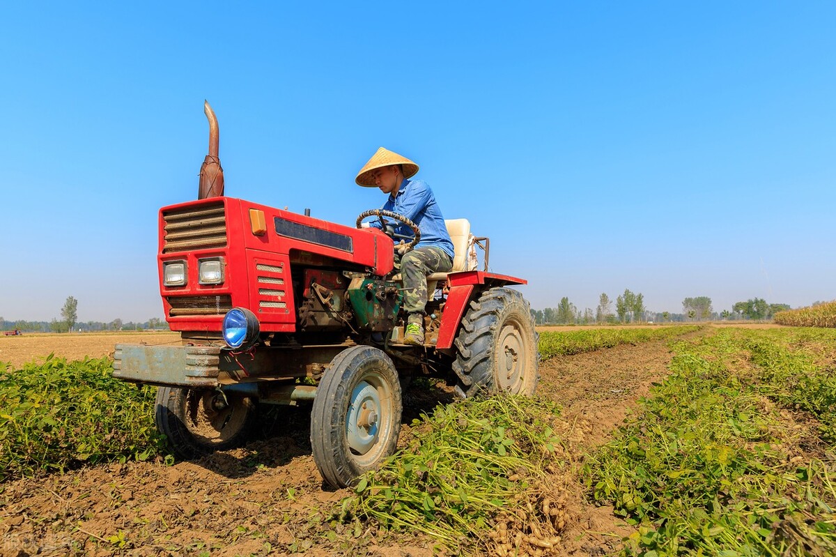 适合硬汉开的车低排量,30万左右开什么车最有面子
