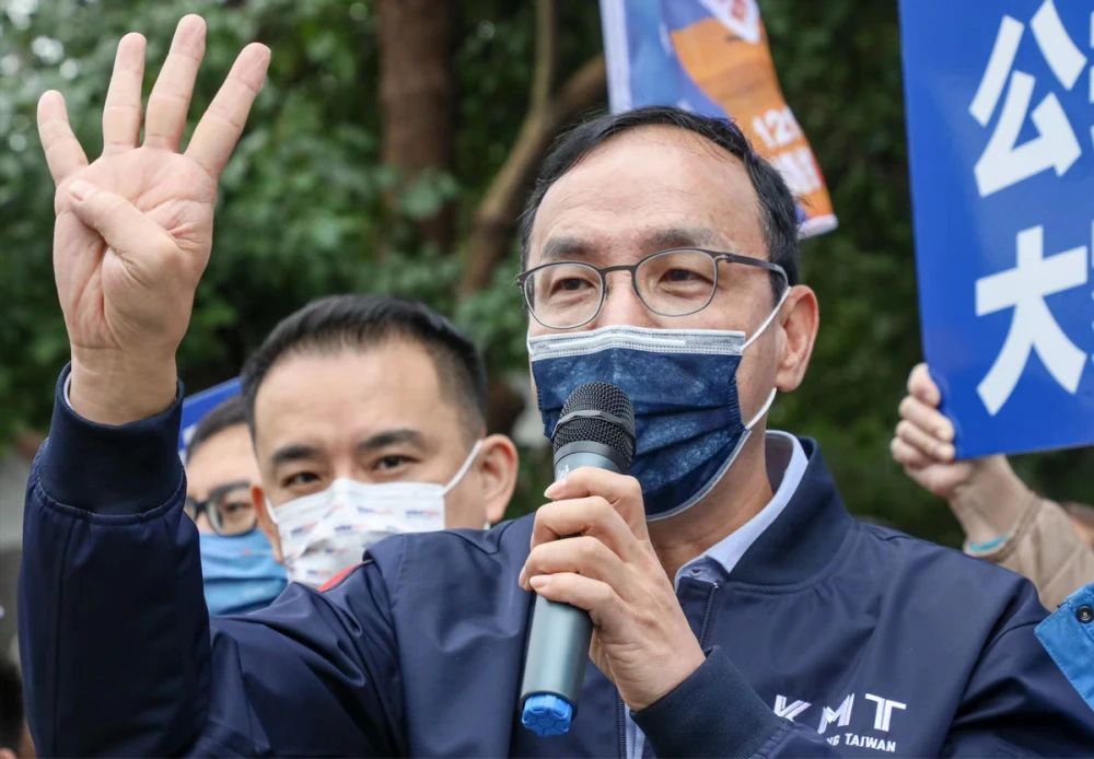 蔡英文下台大势已去？台岛“战神”出手了，或将改变台岛大选局势