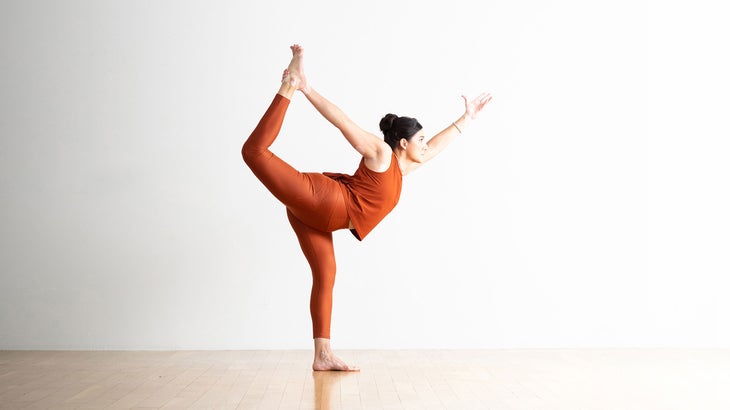 7个体式助你深度拉伸大腿前侧,拉伸大腿前侧的的瑜伽体式