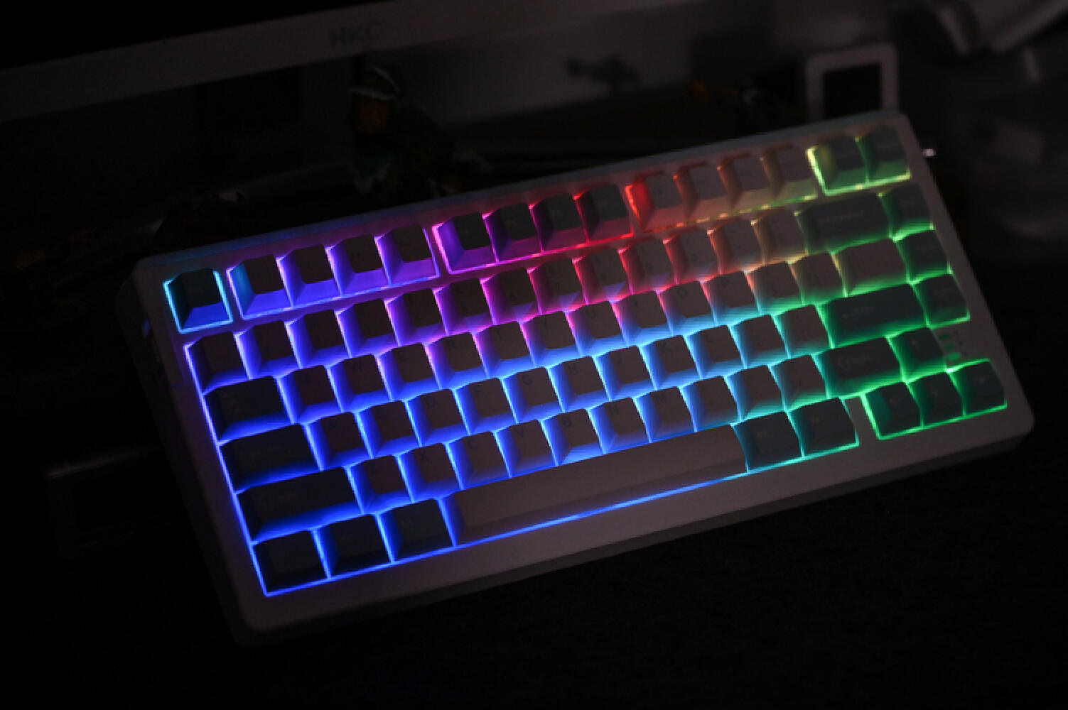 达尔优键盘a87紫金轴功能介绍,达尔优a81键盘评测