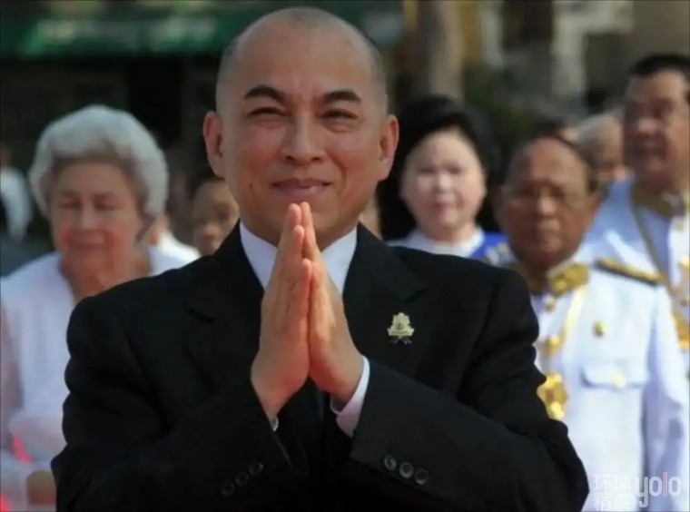 才华横溢，被迫继位，至今70不婚，柬埔寨国王西哈莫尼的传奇人生