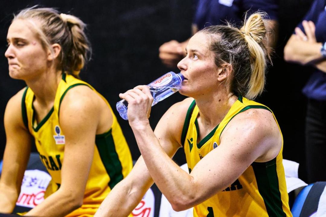 怡宝传上市，为何百岁山成了最大赢家？