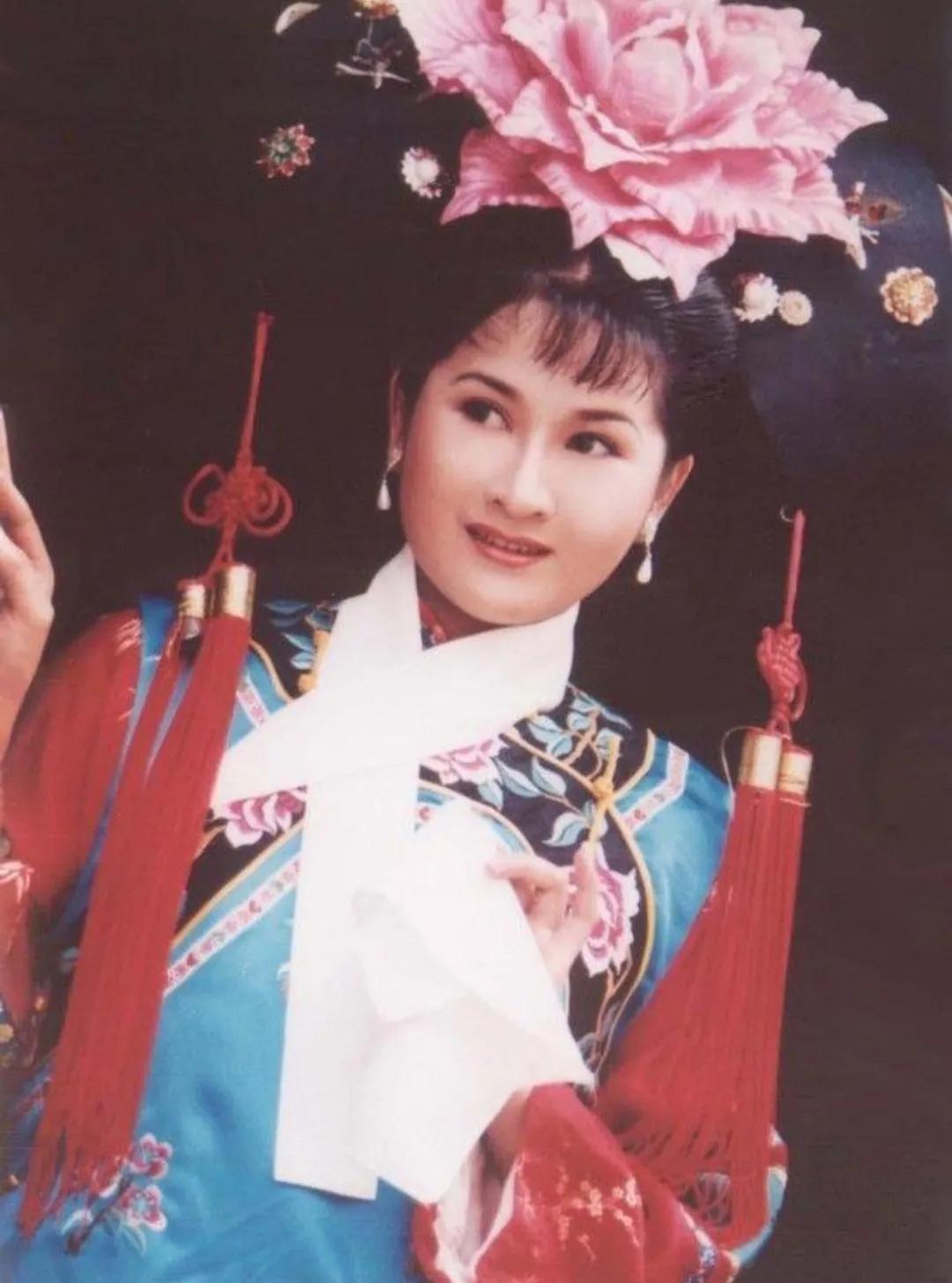 更多圈中内幕曝光：陪睡，只是冰山一角，爱豆崛起已成定局！