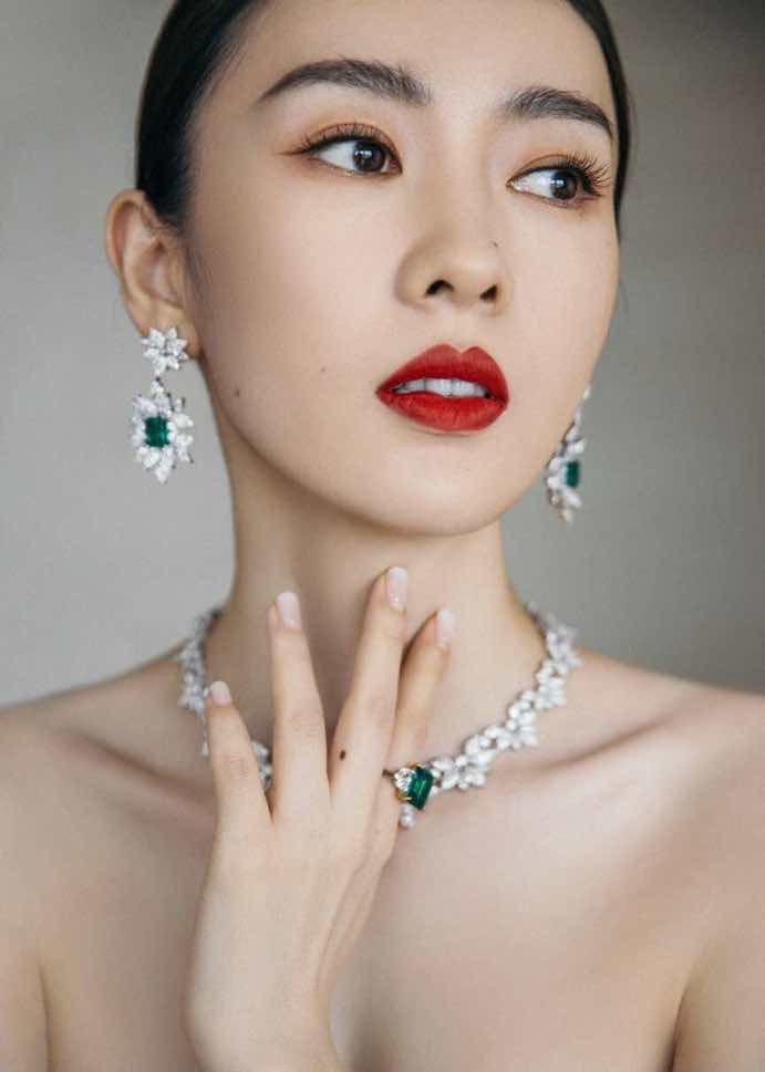 “小章子怡”童瑶的成长史，和她与张国立父子的恩怨情仇