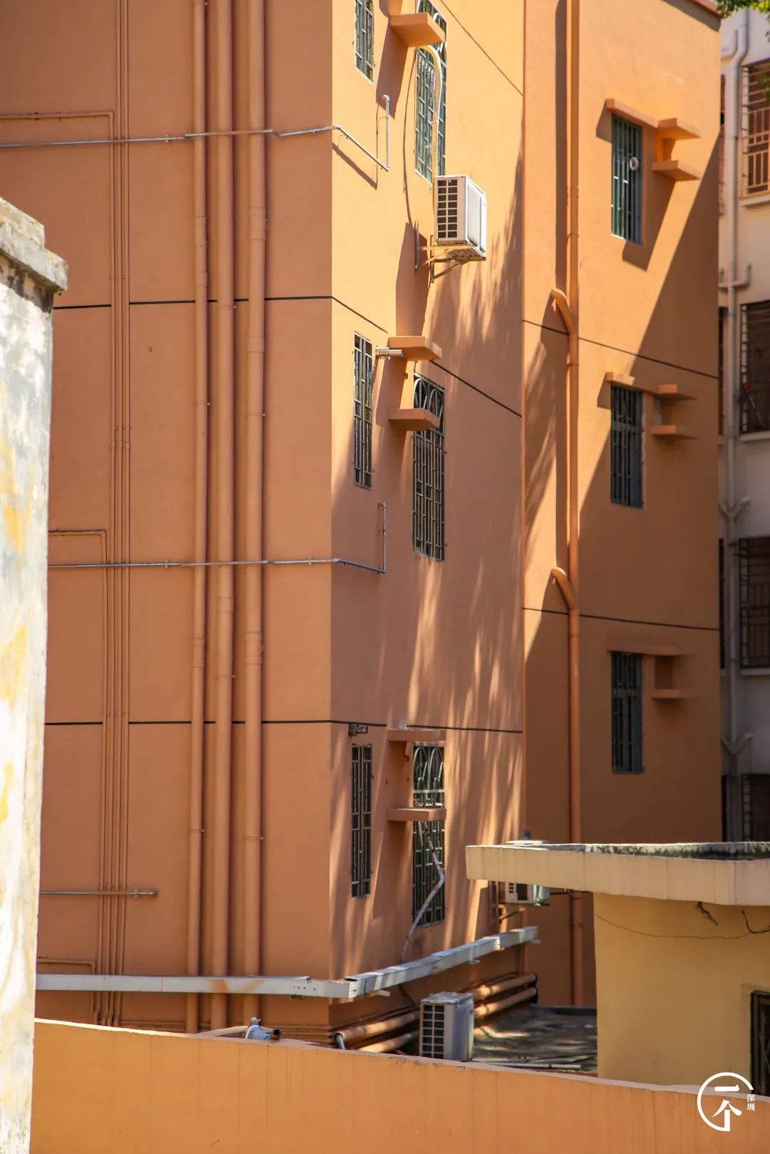 广州的士师傅一般住哪里,月薪8000的的士司机