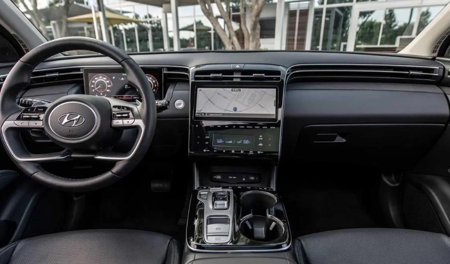 现代途胜优缺点是什么,13款途胜2.0自动优点缺点