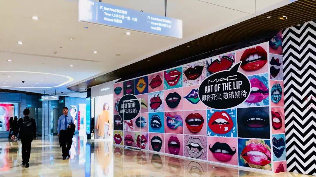 围挡广告要些什么信息,围挡是设计费还是广告费