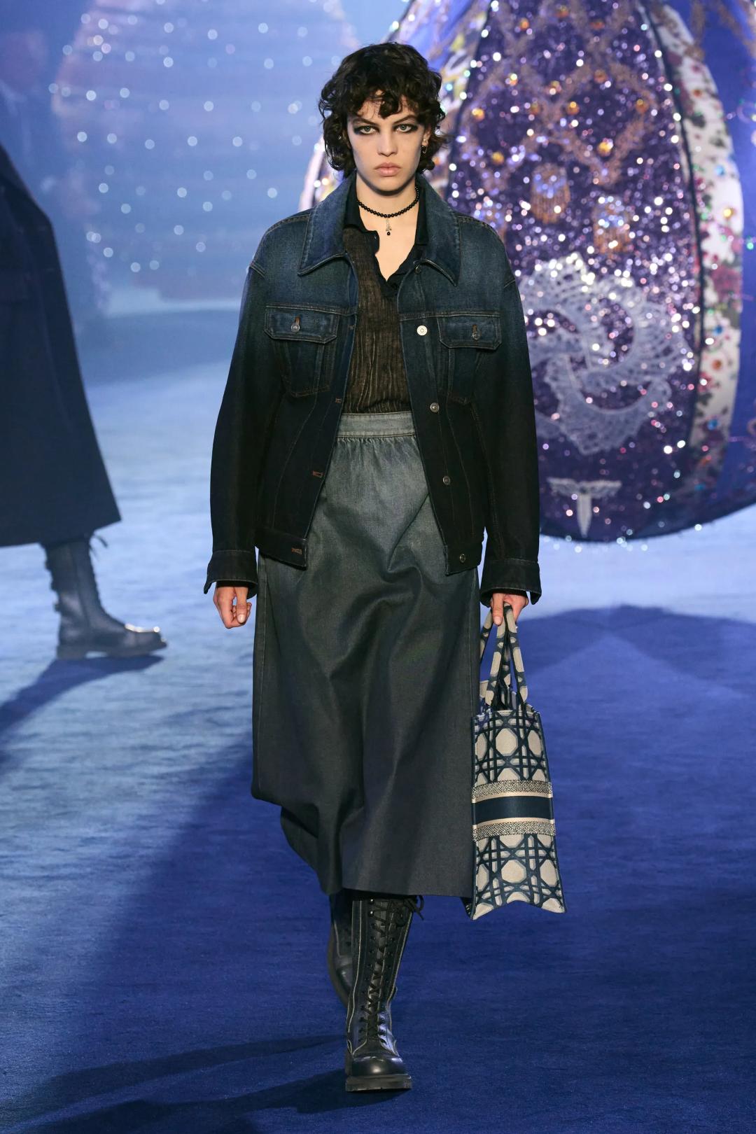 2023秋冬伦敦时装周收官,2022秋冬巴黎时装周什么时候开始