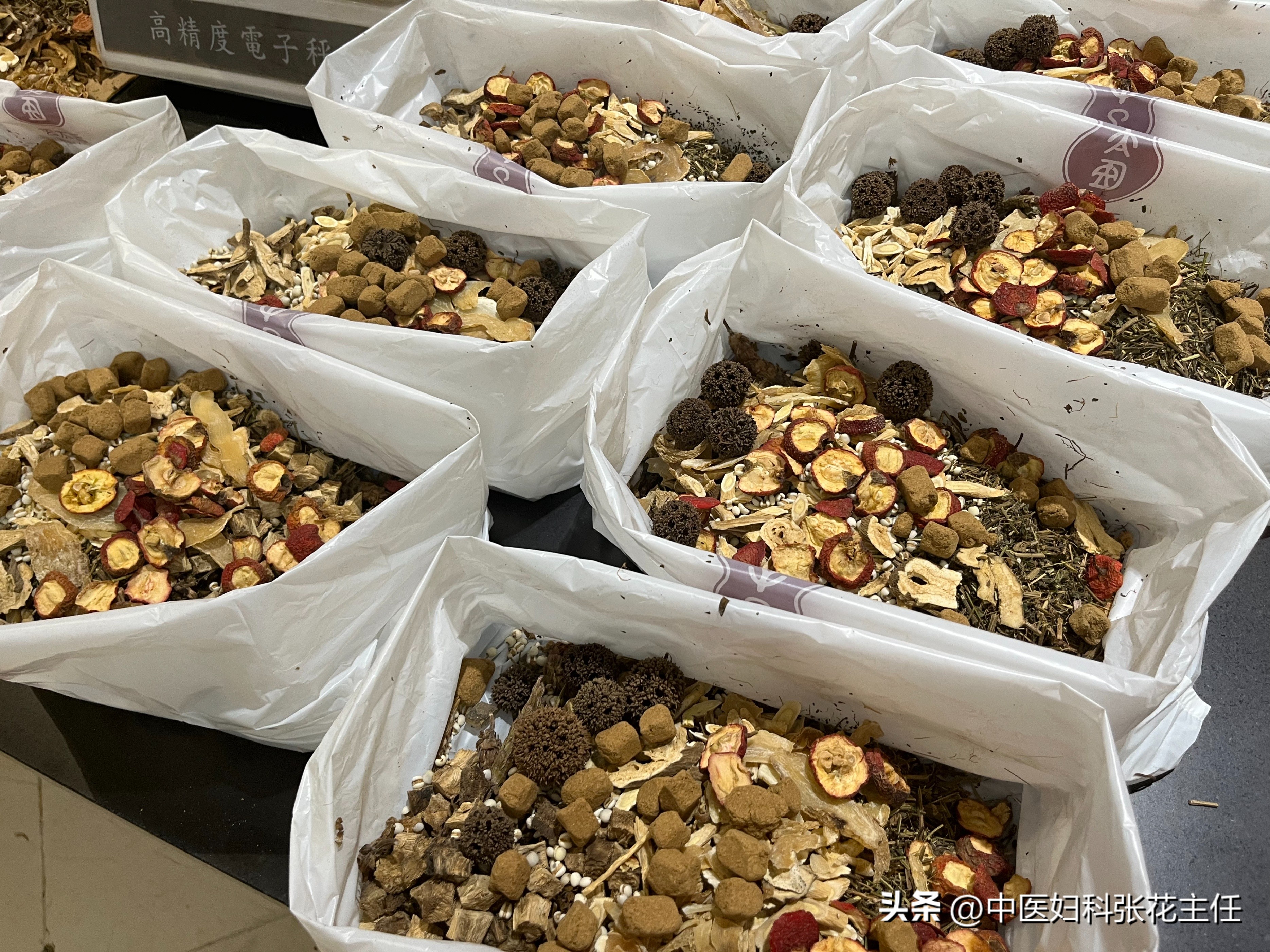 输卵管通而不畅中医治疗要多久,中医治疗输卵管堵塞成功怀孕案例