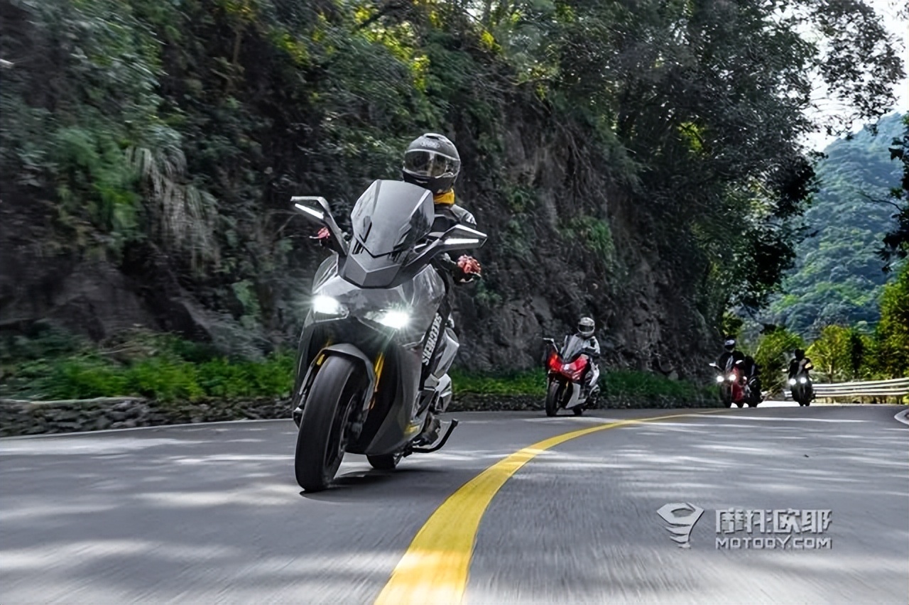 台荣捍卫者tr300t品质如何,台荣捍卫者tr300