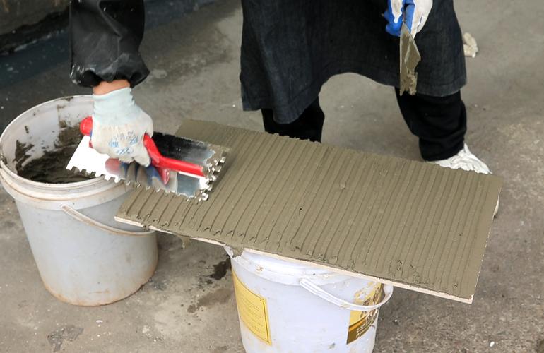 冬季瓷砖胶使用注意事项,干混砂浆冬季施工注意事项