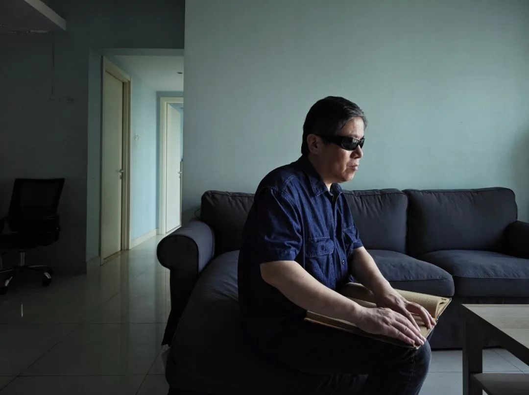 周云蓬视觉,周云蓬黑白照