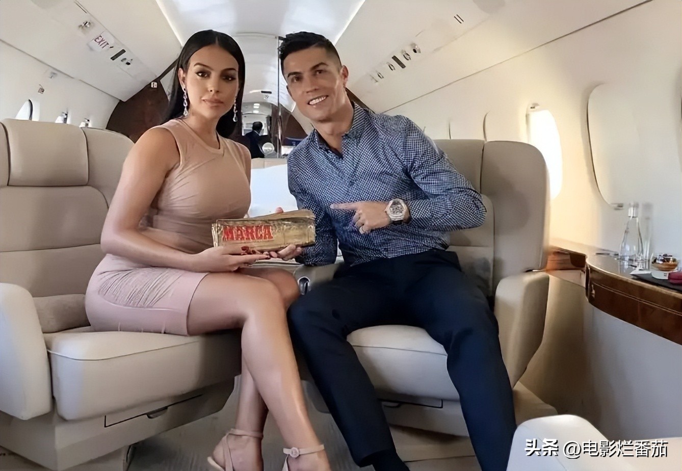 西班牙世界杯太太团惊艳全场,世界杯美艳太太团