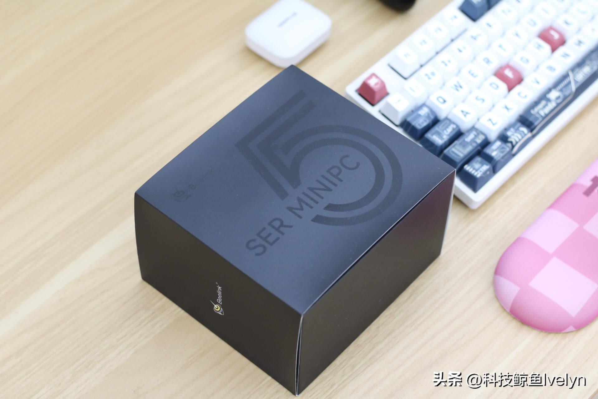 千元迷你主机天花板？零刻SER5MAX深度评测，性能全释放