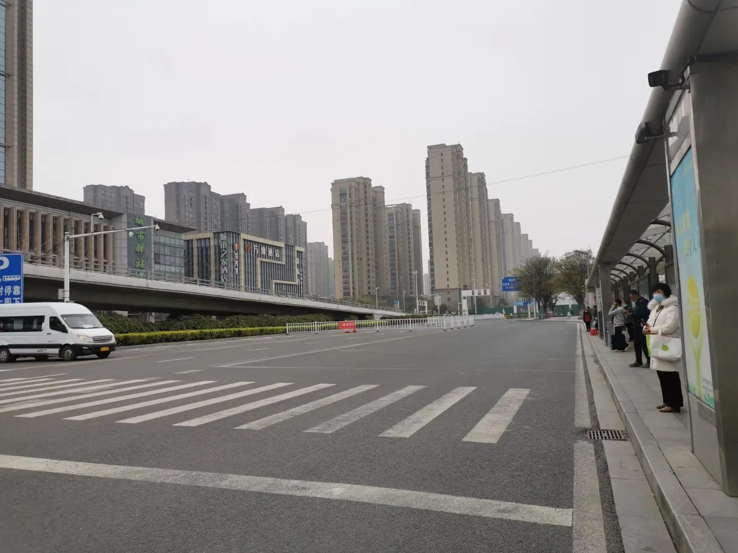 寰愬窞鍒伴噸搴嗗叚鏃ユ父,浠庡緪宸炲幓鏃犻敗鏃呮父