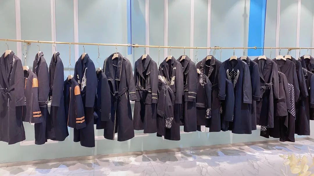 ck时尚女装嘻哈街头风大衣米黄色,ck女装高端双面呢大衣99