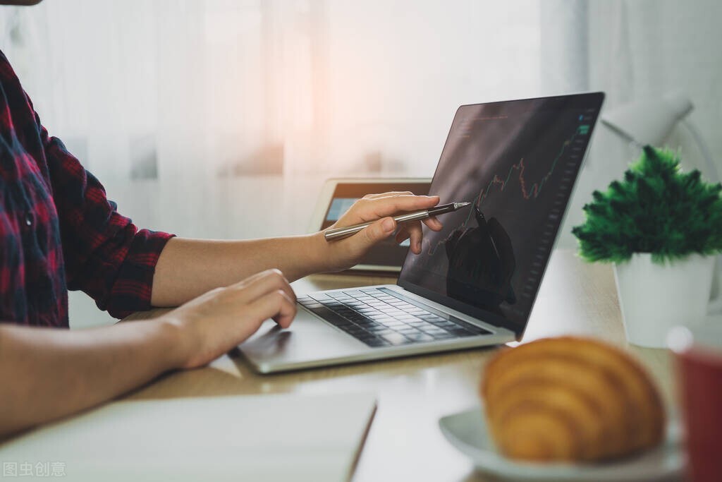 市盈率是怎么算出来的,市盈率是如何计算出来的