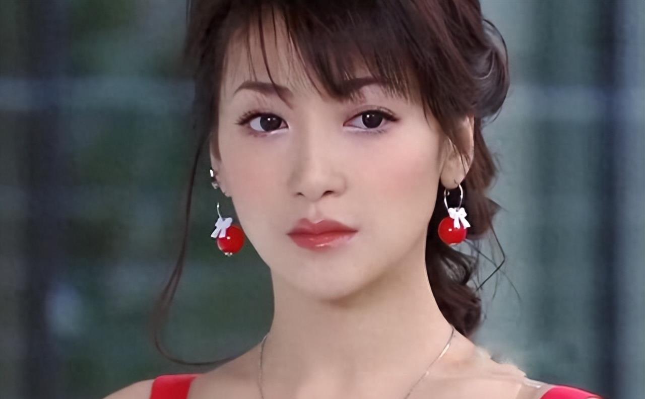 什么叫一张嘴毁了脸蛋,金晨和袁姗姗谁漂亮