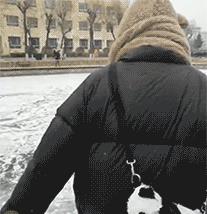 女朋友是不是平胸怎么验,被说平胸怎么安慰自己