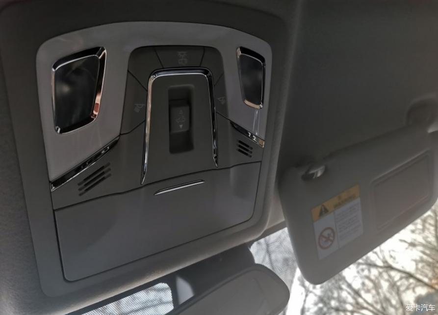 轩逸经典自动豪华2021落地多少钱,22款轩逸经典豪华天窗