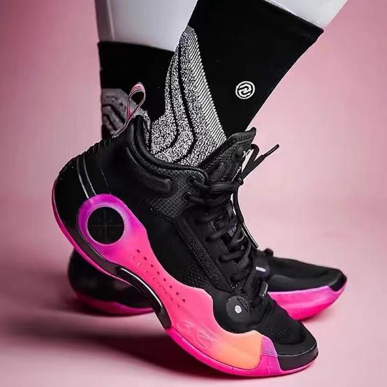 国货之光李宁,国货之光李宁跑鞋