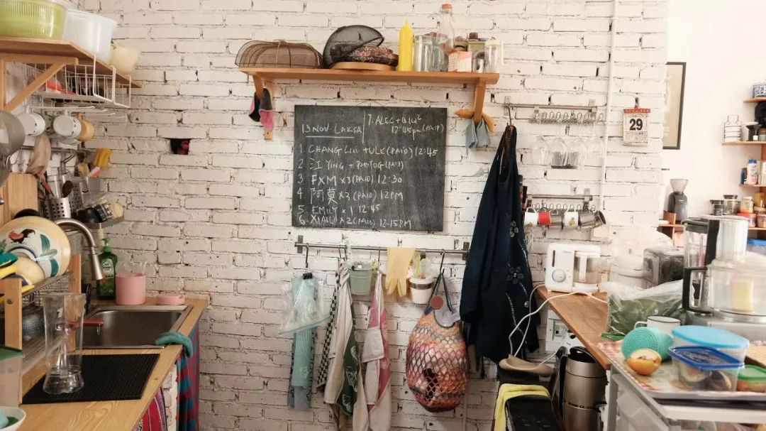 丽梅和小高|跨国夫妇定居大理10年，不跟别人比较是一件很难的事