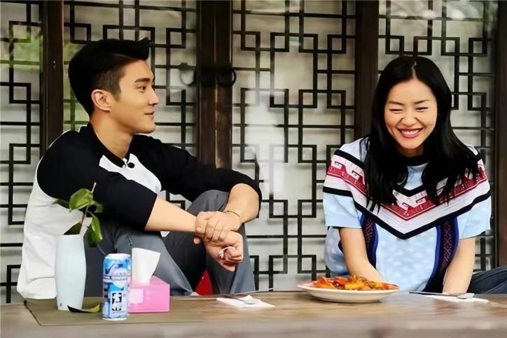 趋炎附势与指鹿为马,何穗陈伟霆被拍视频