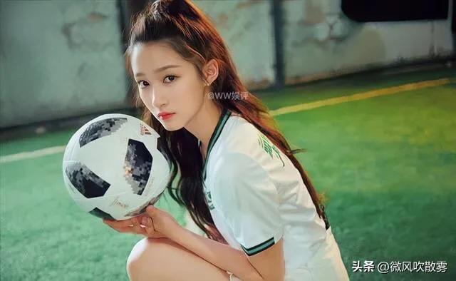足球宝贝明星身材,足球明星高清写真