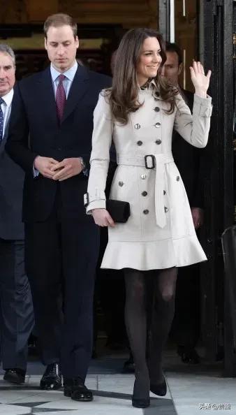 戴安娜王妃和凯特王妃相似,凯特和戴安娜衣服