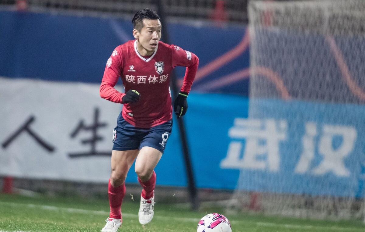 重庆球队队长,重庆队足球队队长