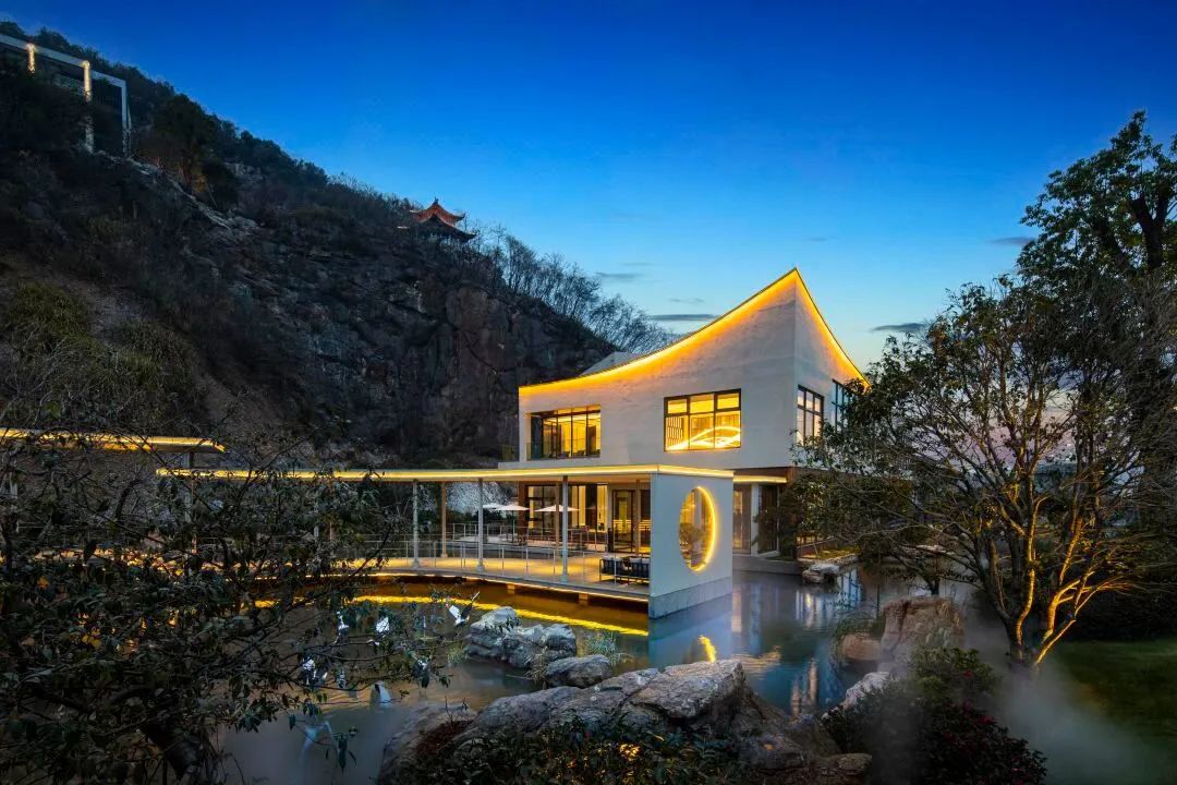 江苏宜兴悬崖酒店,宜兴市悬崖酒店