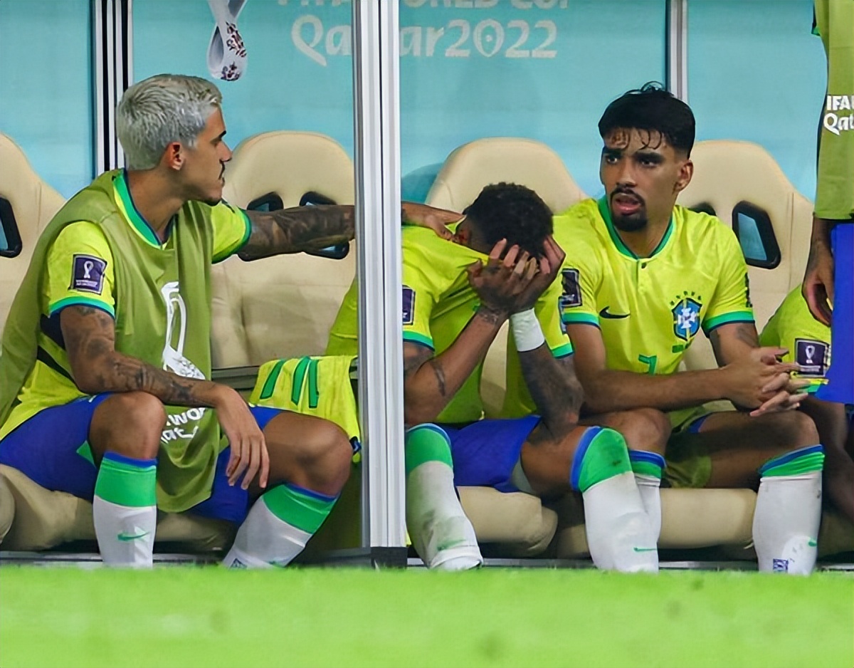 内马尔为什么一直被侵犯,内马尔被侵犯9次为什么不犯规