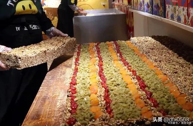 新疆切糕多少钱一刀,一刀下去的切糕有多贵