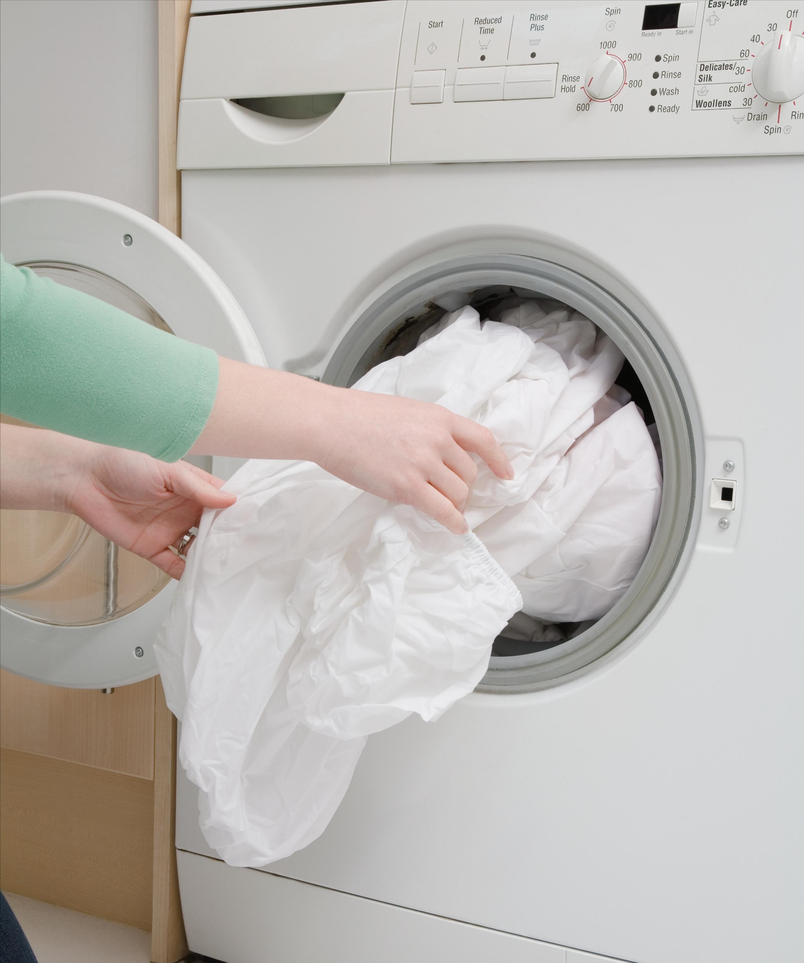 去除衣服静电柔顺剂的使用方法,夏天裙子柔顺剂