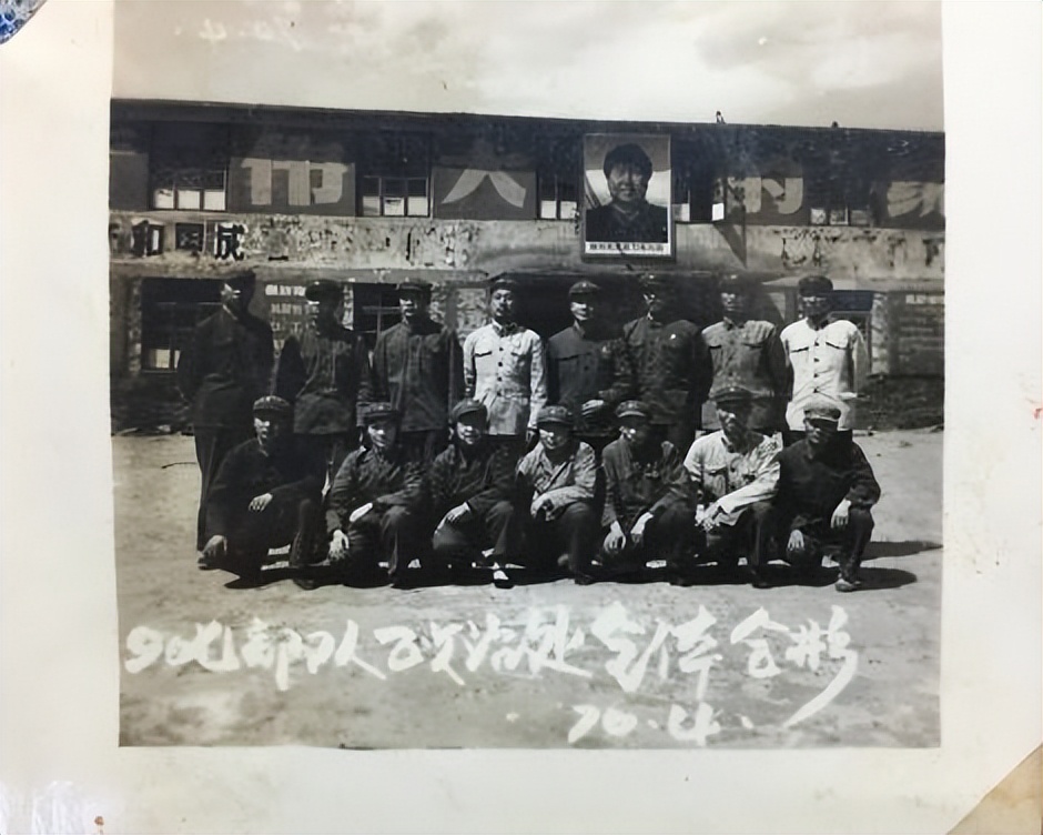 铁 路 情 缘 作者：铁二代 卢州