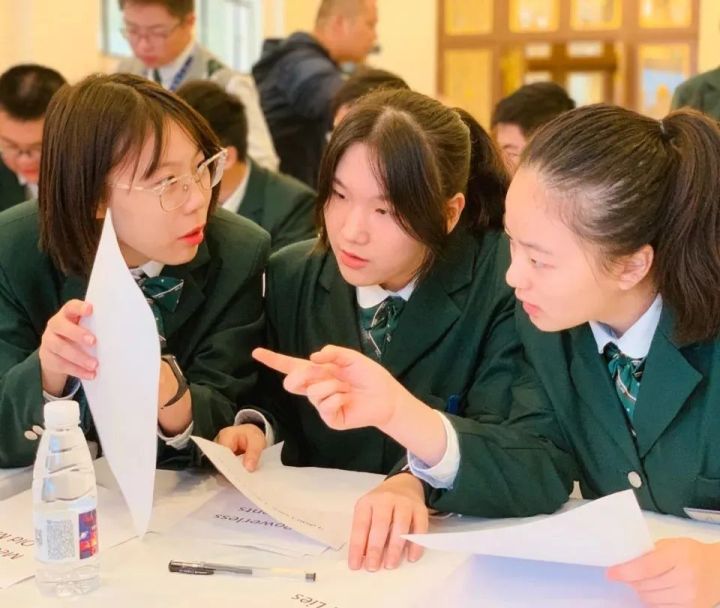 鍚存鑻辫鑰佸笀,鍚存涓婃捣