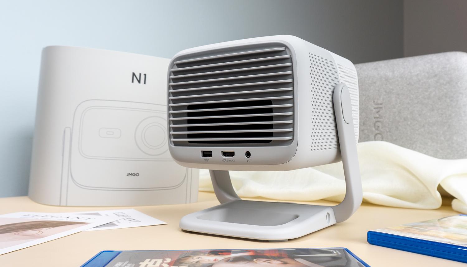 为什么说坚果n1是卧室投影仪,坚果n15.6米投影