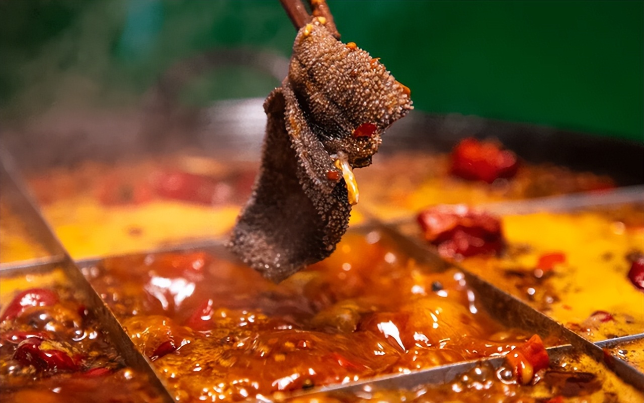 头皮长疙瘩和脓包是什么原因,头皮上经常长脓包是怎么回事