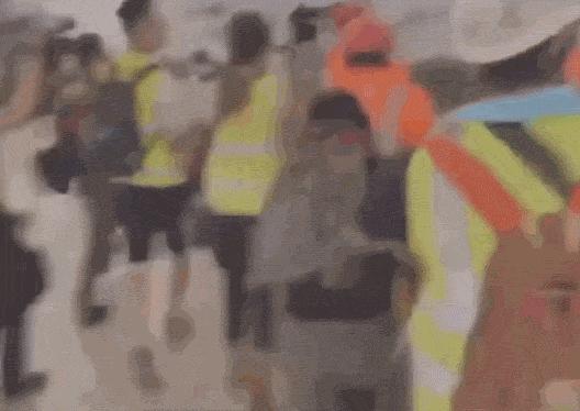 “我向14亿人道歉”！袭击付国豪的香港暴徒求饶：美国间谍指使的