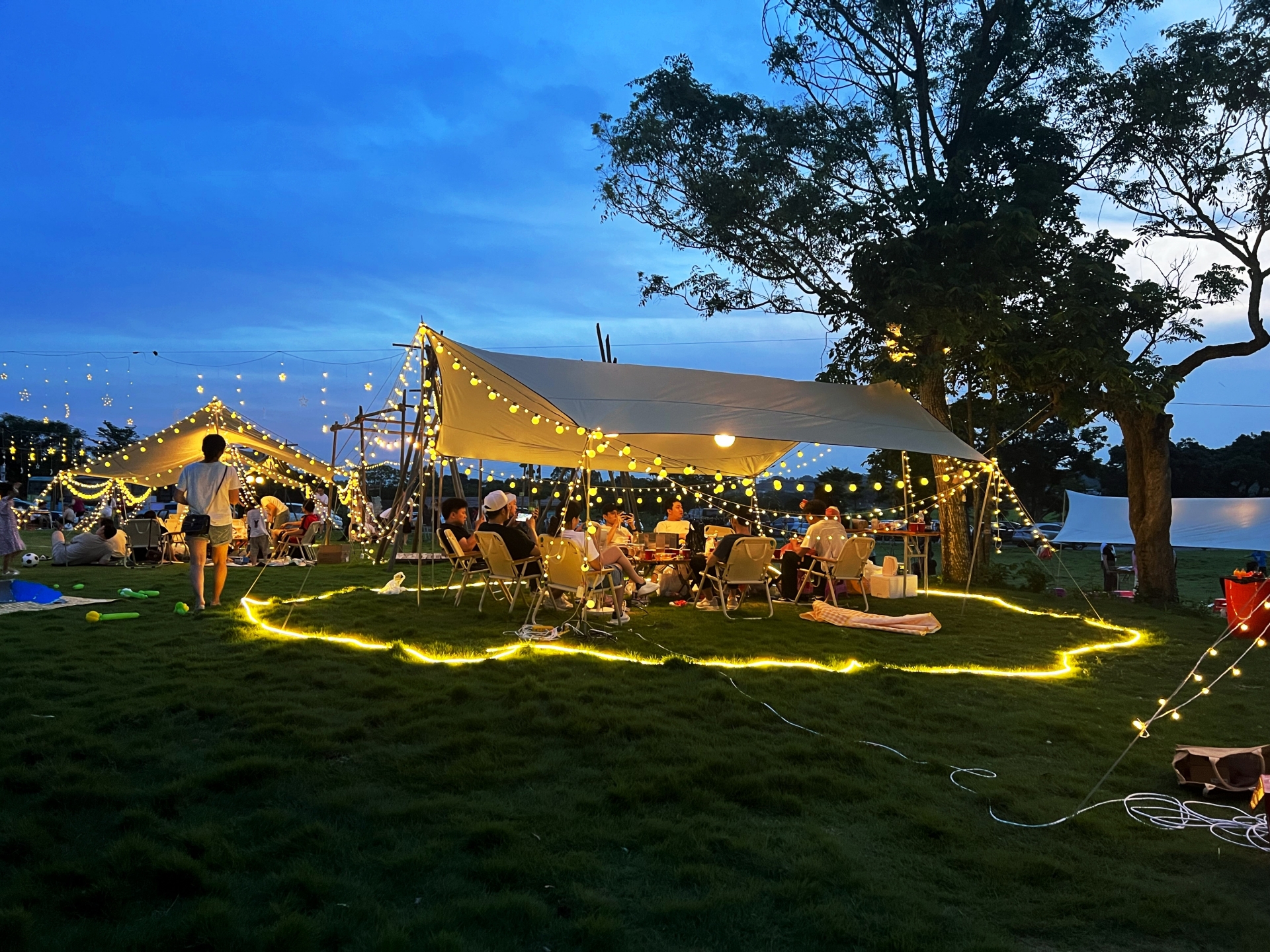 种草的翻包文化，好物实用至上：我的通勤实用主义EDC都有些啥？