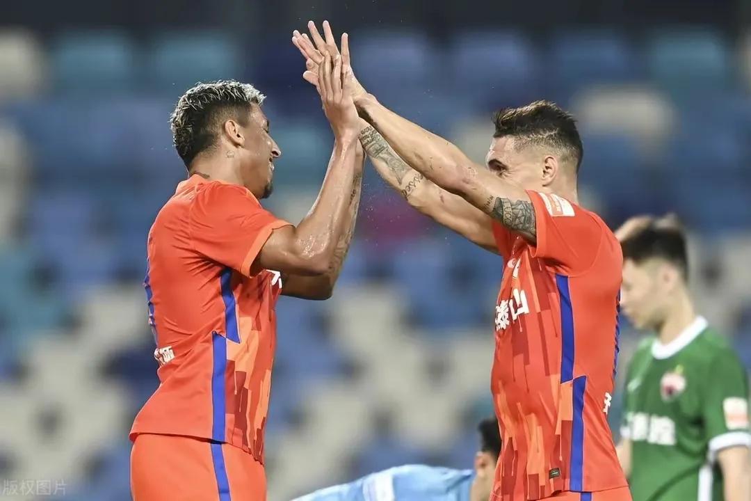 莫伊塞斯第一次中超登场,莫伊塞斯山东鲁能泰山俱乐部