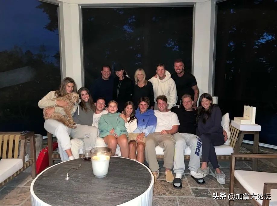 贝克汉姆一家在安省度假:贝嫂身材亮眼!网友激动了