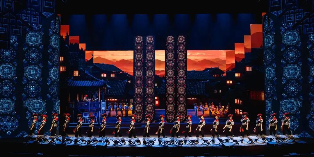 新时代文艺发展指南,奋力谱写文艺繁荣发展新篇章