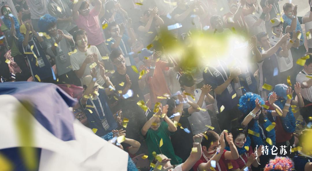 这届世界杯,也请为他们鼓掌