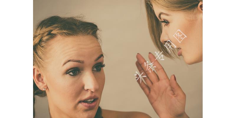 孙子头上磕了一个包，儿媳辞职并让她回老家，一周后打来电话哭了