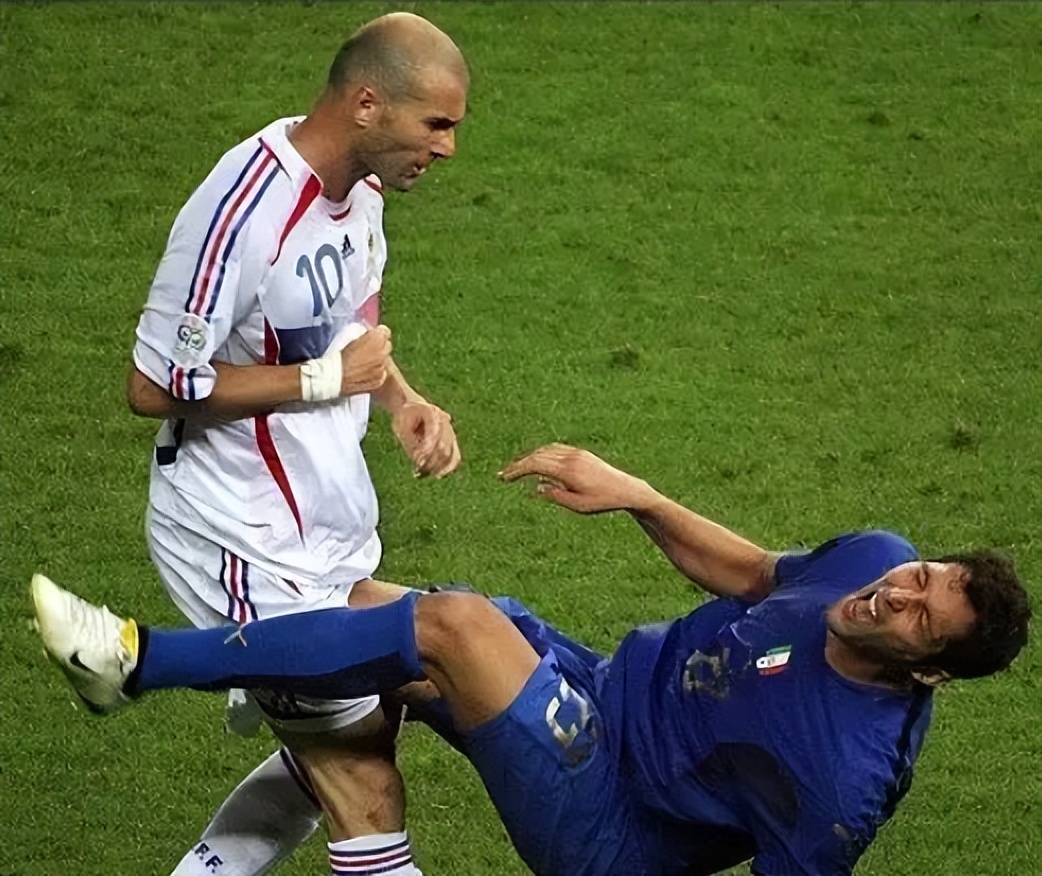 齐达内对巴乔的评价,世界杯法国齐达内vs英格兰队